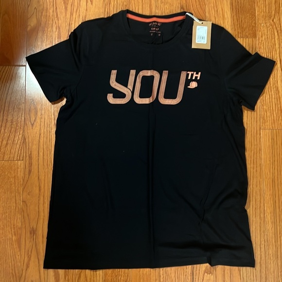 Graphic Tee Bundle - Picture 4 of 6